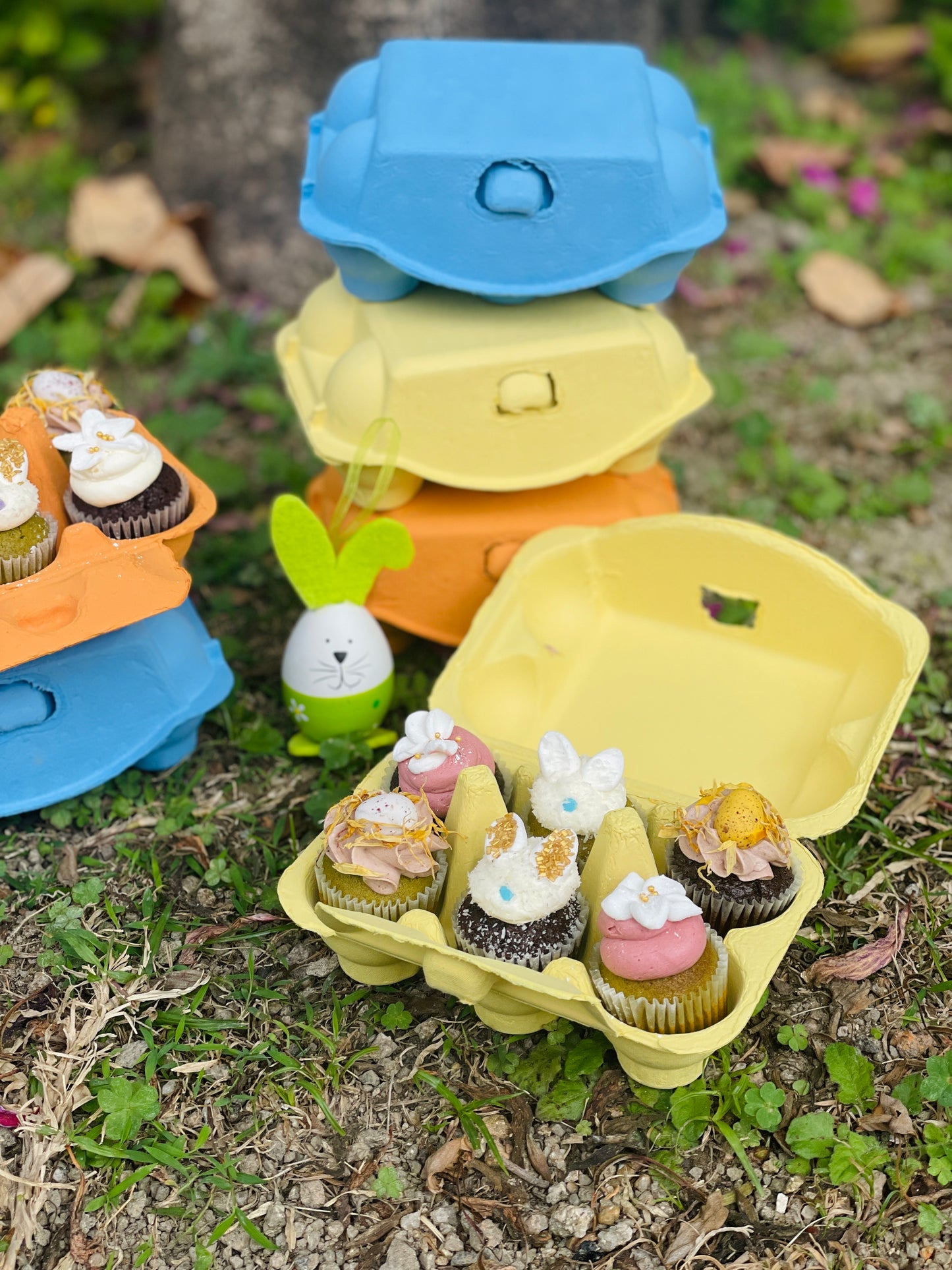 Mini Easter Cupcakes