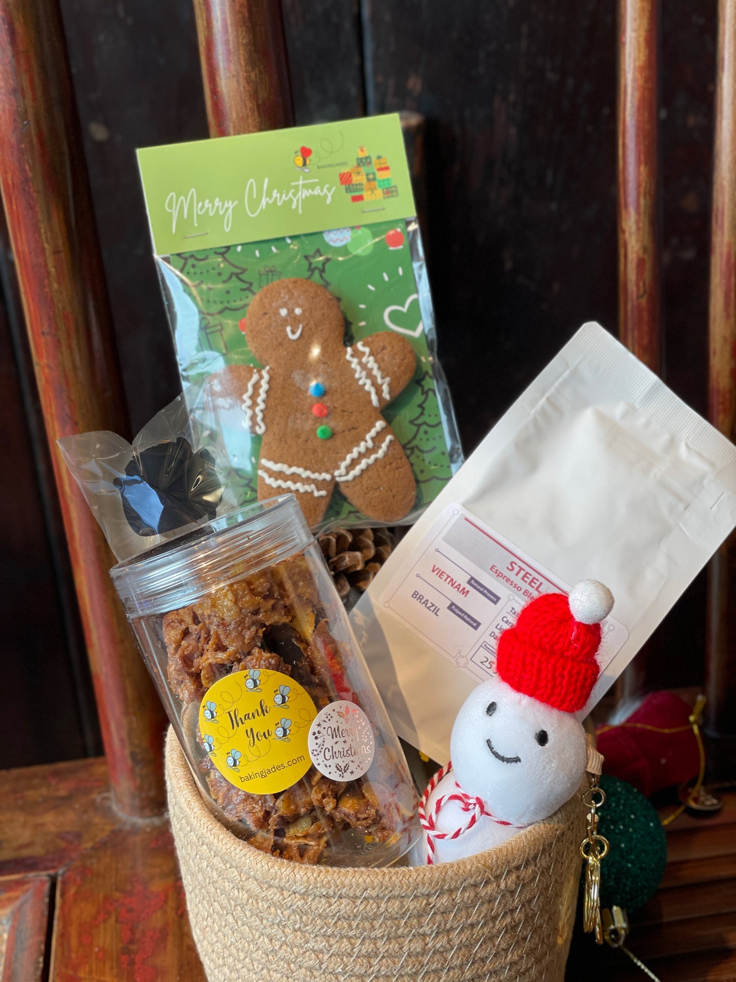 Cookies, Coffee & Hot Chocolate.. TOO GOOD!